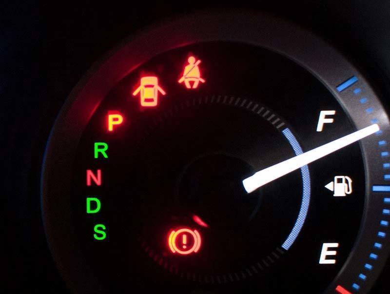 Những thiết kế cực kỳ quan trọng trên ô tô ít người lái biết