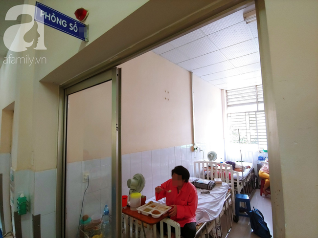 Người phụ nữ bị tình cũ tạt axit bỏng nặng sau khi níu kéo tình cảm không thành