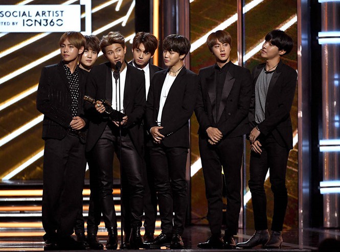 Ca sĩ Việt duy nhất được diễn cùng Taylor Swift, Ariana Grande và BTS tại Billboard Music Awards 2019 là ai?