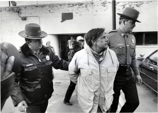 Chồng ngoại tình giết vợ rồi dùng máy nghiền gỗ phi tang xác