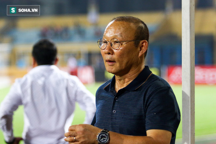 Khéo léo từ chối lời mời, nhưng Thành Lương vẫn có thể giúp HLV Park Hang-seo một việc lớn