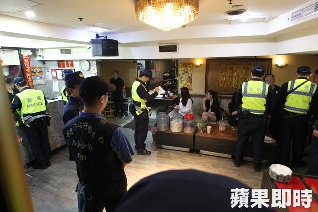 Binh đoàn ngoại tịch bán dâm tại phố đèn đỏ Đài Loan