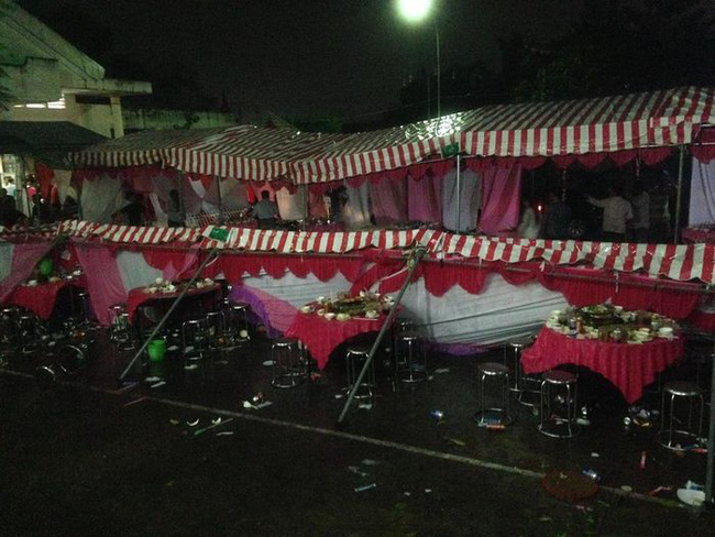 Đám cưới đúng ngày mưa gió bão bùng, cô dâu chú rể hoang mang nhìn hôn trường tan tác trong ngày trọng đại