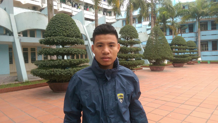 Sau cái lắc đầu của Thành Lương & lời tố bầu Đức là nỗi lo lớn của thầy Park