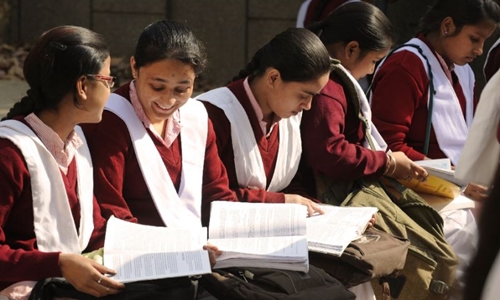 19 học sinh trung học Ấn Độ tự tử vì kết quả thi 19 học sinh trung học Ấn Độ tự tử vì kết quả thi