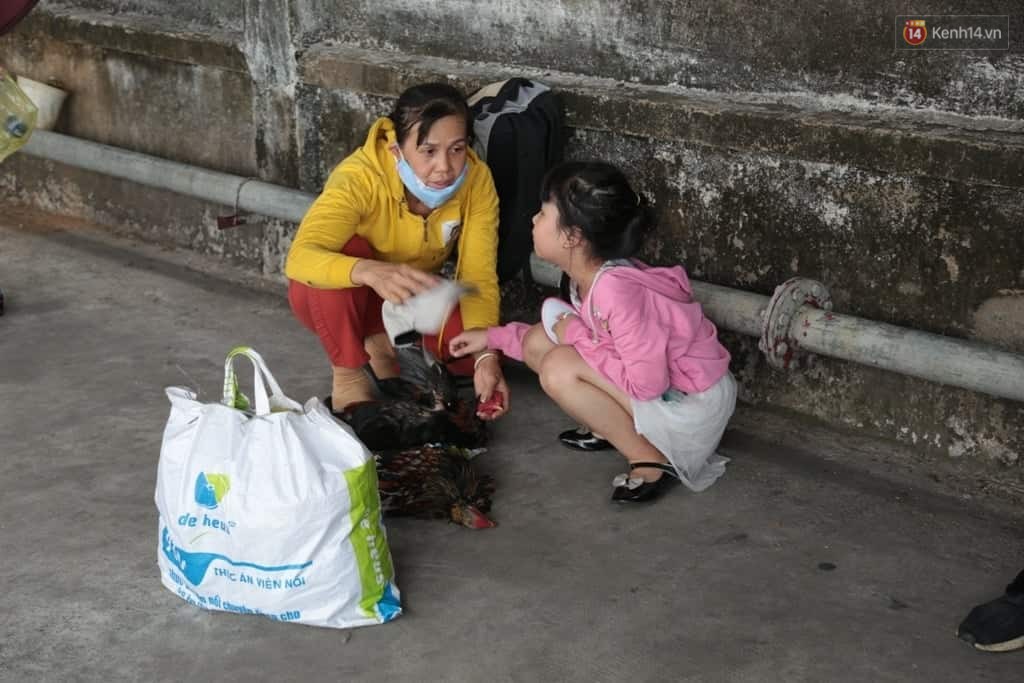 Hết 5 ngày nghỉ lễ, người dân cả nước tấp nập trở lại thành phố chuẩn bị cho những ngày làm việc tiếp theo