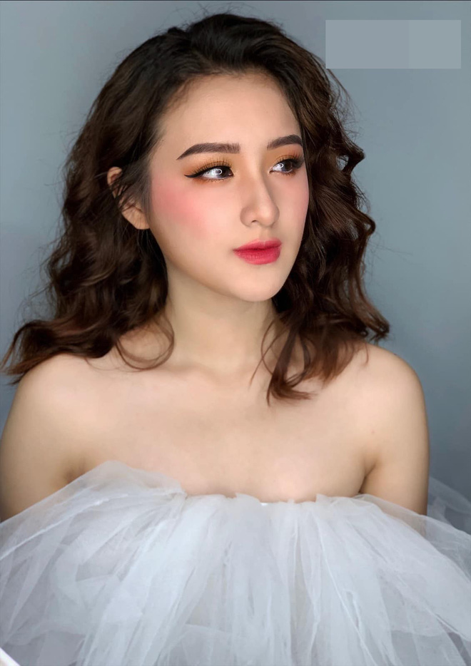 Xuất hiện vài giây trên bản tin truyền hình, cô gái Hà Nội bỗng được dân mạng truy lùng Xuất hiện vài giây trên bản tin truyền hình, cô gái Hà Nội bỗng được dân mạng truy lùng