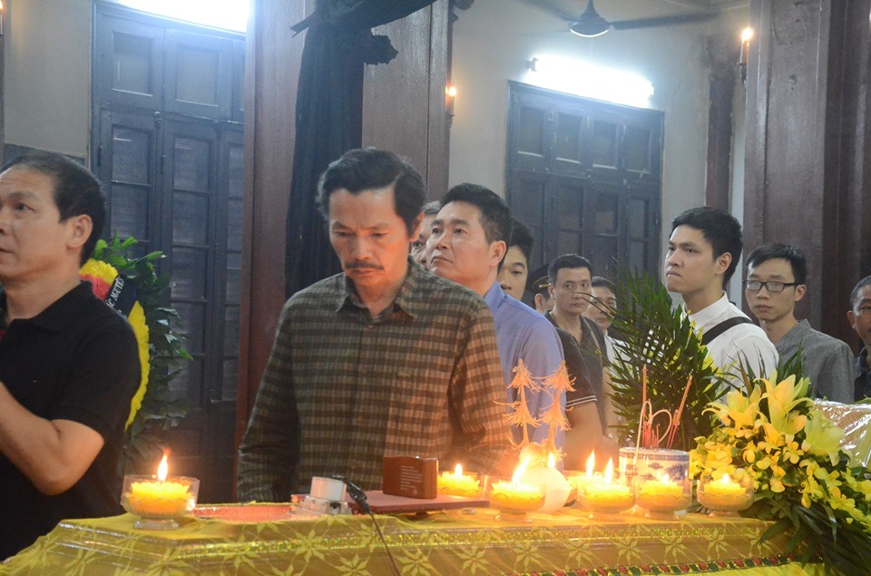 Xuân Bắc tiễn đưa đồng nghiệp là nạn nhân vụ tai nạn ở hầm Kim Liên