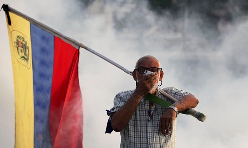 Tương lai Venezuela sau cuộc đảo chính thất bại của phe đối lập