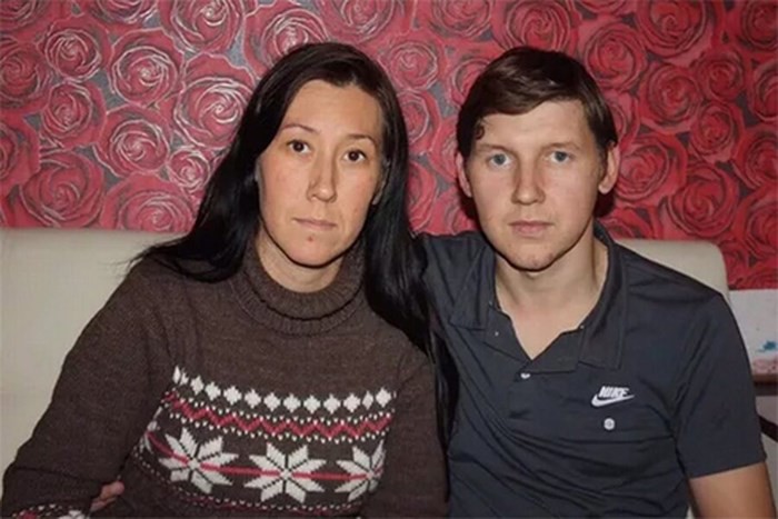 Bản án 24 năm tù cho cặp vợ chồng bỏ đói con trai mới sinh đến chết tại Nga