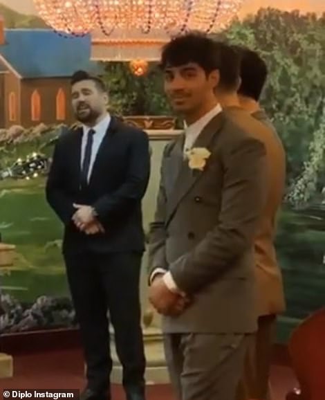 Tổ chức hôn lễ ngay sau Billboard Music Awards, cặp đôi cưới thần tốc nhất Hollywood gọi tên Joe Jonas - Sophie Turner