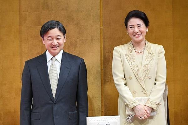 Từ nhan sắc cho đến phong cách thời trang, Hoàng Hậu Masako Owada đều toát lên khí chất củamẫu nghi thiên hạ Từ nhan sắc cho đến phong cách thời trang, Hoàng Hậu Masako Owada đều toát lên khí chất củamẫu nghi thiên hạ