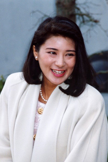 Từ nhan sắc cho đến phong cách thời trang, Hoàng Hậu Masako Owada đều toát lên khí chất củamẫu nghi thiên hạ Từ nhan sắc cho đến phong cách thời trang, Hoàng Hậu Masako Owada đều toát lên khí chất củamẫu nghi thiên hạ