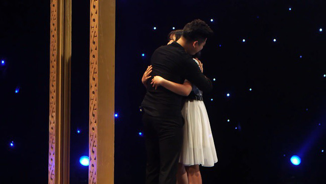 Bị từ chối vì đi hẹn hò mà vẫn liên lạc chồng cũ, cô giáo đơn thân mắng trai trẻ: Anh không đủ bao dung để yêu tôi