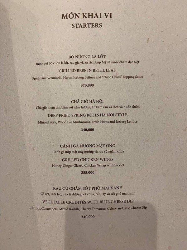 Phở chọc trời tại khách sạn hạng sang ở Sài Gòn với giá 920.000 đồng/bát khiến nhiều người hết hồn