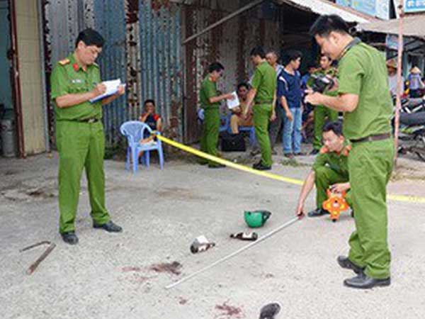 Vừa gặp nhau, 2 nhóm thanh niên lao vào hỗn chiến, nhiều người thương vong