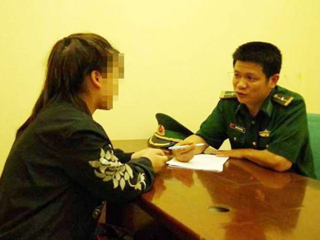 10x lạc lối: Lạc nhà ra… động quỷ