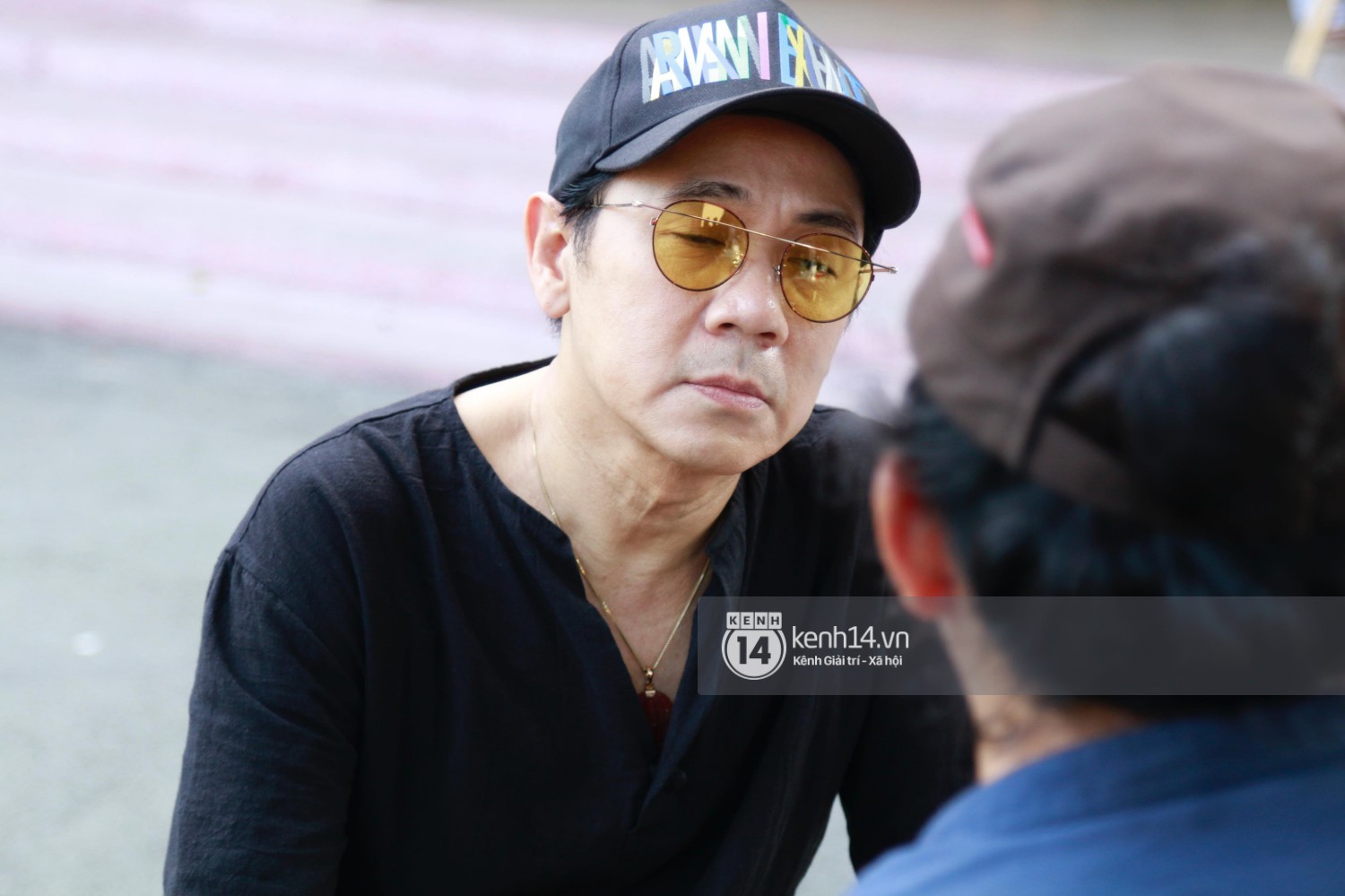 NSƯT Thành Lộc, Minh Hằng cùng dàn nghệ sĩ không giấu nổi đau buồn, nghẹn ngào trong tang lễ nghệ sĩ Lê Bình