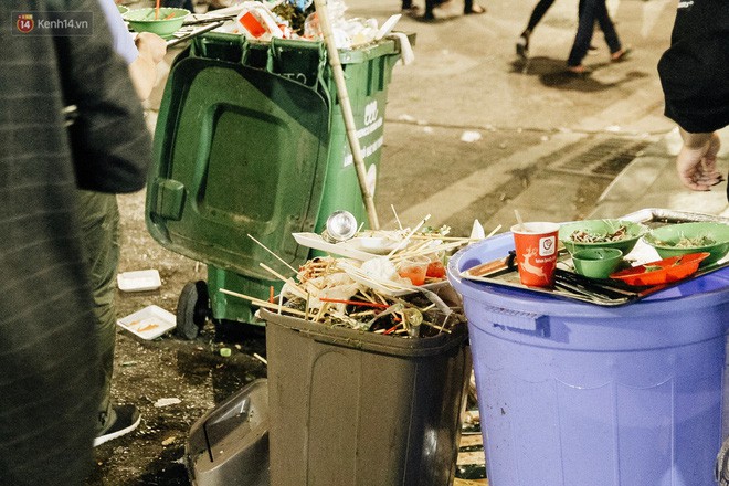 Người Hà Nội ủng hộ việc lắp camera ghi hình, phạt 7 triệu đồng hành vi xả rác ở phố đi bộ