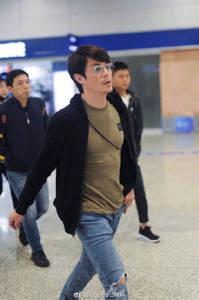 Đến nam thần Hoắc Kiến Hoa cũng không thoát khỏi nỗi buồn phát phì tuổi trung niên