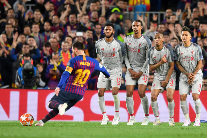 Messi gọi, Ronaldo liền trả lời theo cách rất riêng Messi gọi, Ronaldo liền trả lời theo cách rất riêng