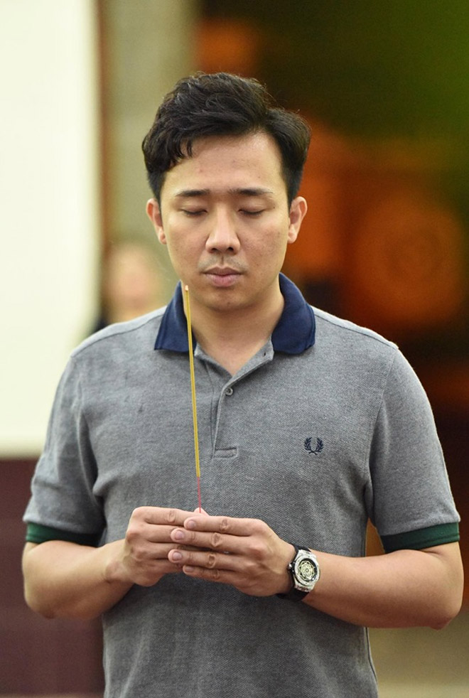 Lý do Trấn Thành đến viếng nhưng không vào thăm cố NS Lê Bình lúc nằm bệnh Lý do Trấn Thành đến viếng nhưng không vào thăm cố NS Lê Bình lúc nằm bệnh