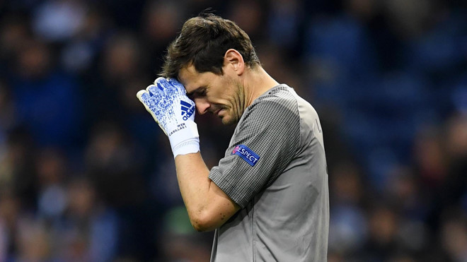 Phản ứng bất ngờ của Mourinho khi hay tin Casillas bị suy tim