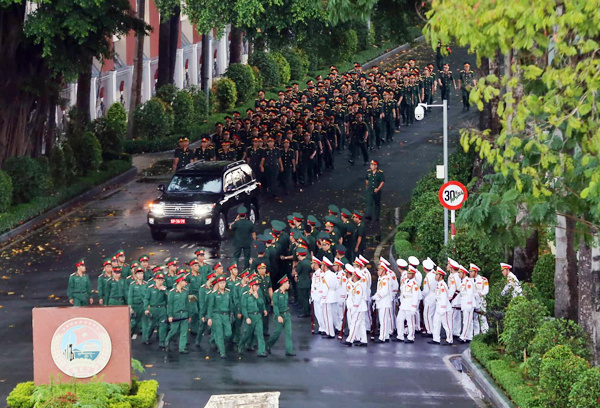 Đại tướng Lê Đức Anh đã vào lòng đất mẹ