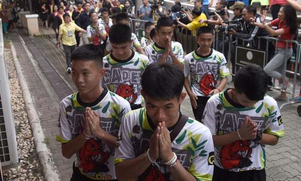 Đội bóng Lợn Hoang Thái Lan nhận 2 tỷ/người từ dự án phim giải cứu