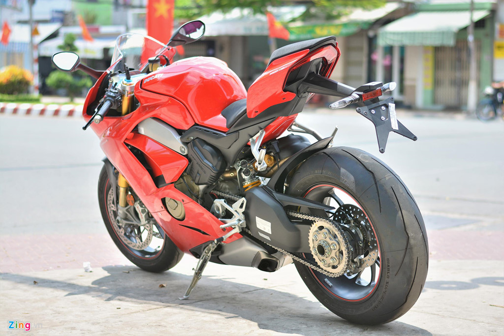 Chi tiết Ducati V4S của dân chơi miền Tây giá gần 1 tỷ