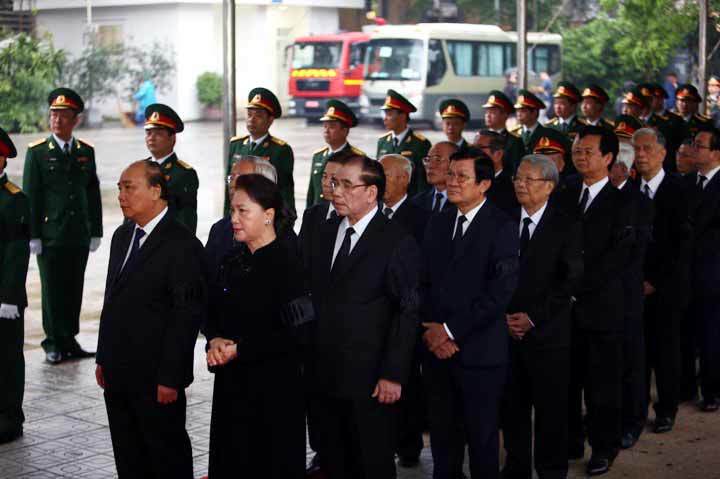 Đưa linh cữu nguyên Chủ tịch nước Lê Đức Anh vào TP.HCM