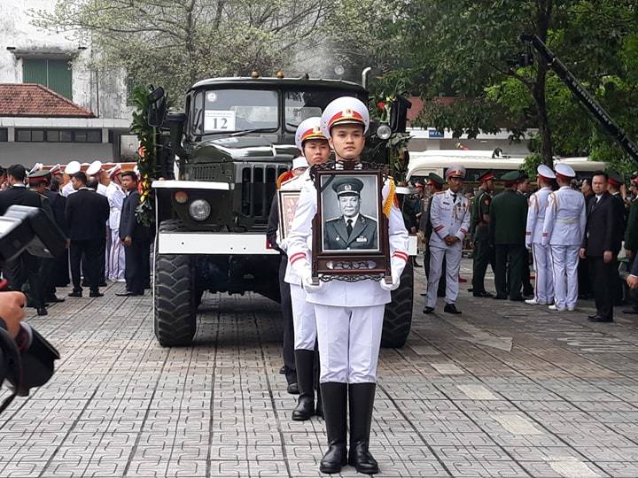 Đưa linh cữu nguyên Chủ tịch nước Lê Đức Anh vào TP.HCM