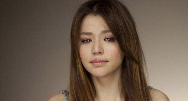 Ngủ lại nhà người yêu một đêm, đúng 6 giờ sáng hôm sau mẹ anh hét lên náo loạn cả nhà và nguyên nhân làm tôi chết đứng