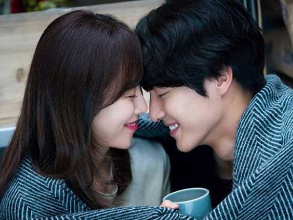 Đi công tác 4 ngày về thấy nắp bồn cầu dựng đứng, tôi điếng người phát hiện ra sự thật khủng khiếp