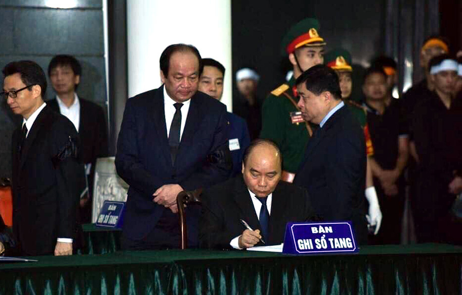 Đưa linh cữu nguyên Chủ tịch nước Lê Đức Anh vào TP.HCM