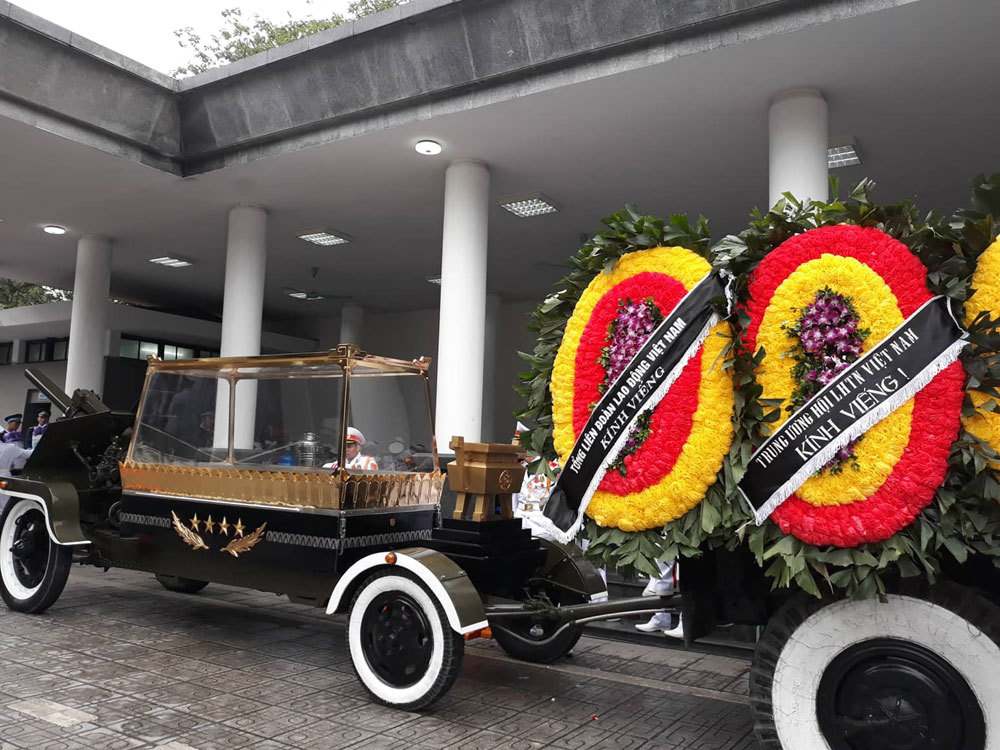 Đưa linh cữu nguyên Chủ tịch nước Lê Đức Anh vào TP.HCM