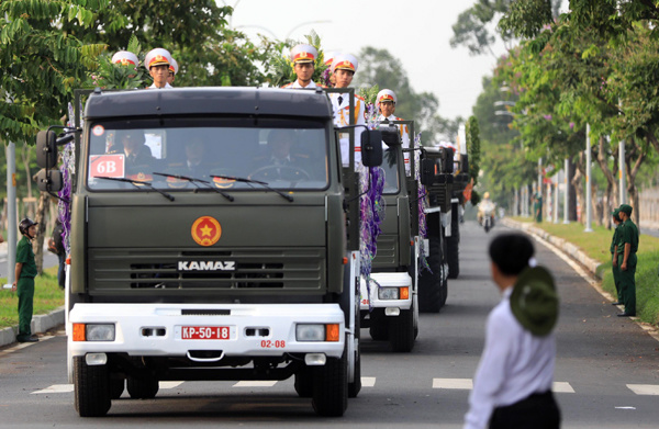 Đại tướng Lê Đức Anh đã vào lòng đất mẹ