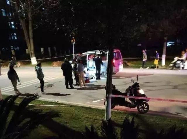 Nữ sinh 20 tuổi gây xúc động khi đỡ 8 nhát dao để cứu bạn