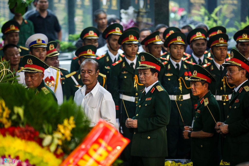 Phút xúc động khi tiễn đại tướng Lê Đức Anh về nơi an nghỉ cuối cùng