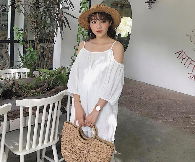 2 hot girl Hà Thành giống nhau khiến ai cũng tưởng là chị em một nhà