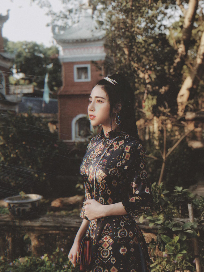 Bất ngờ với dung nhan 5 năm trước của hotgirl phòng gym Hà Nội từng được báo Trung Quốc ca ngợi