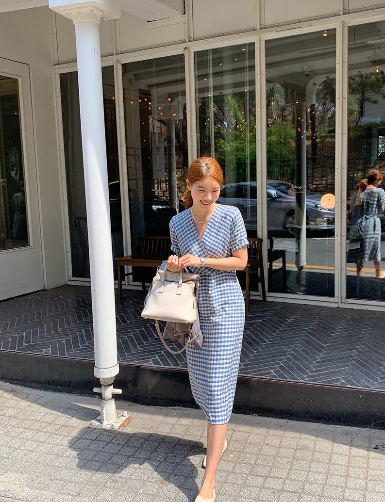 Mùa hè, các nàng nhất định phải điệu đà hết cỡ với 5 mẫu váy tuyệt xinh dưới đây