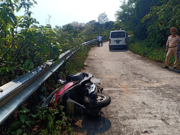 Nữ sinh viên đại học Đà Nẵng tử vong trên đường chạy xe máy lên đỉnh Bàn Cờ tham quan