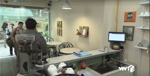 Về nhà đi con: Bị ghen tuông làm tối mắt, Khải cấm Huệ mặc váy, còn đòi lắp camera để theo dõi vợ ngoại tình