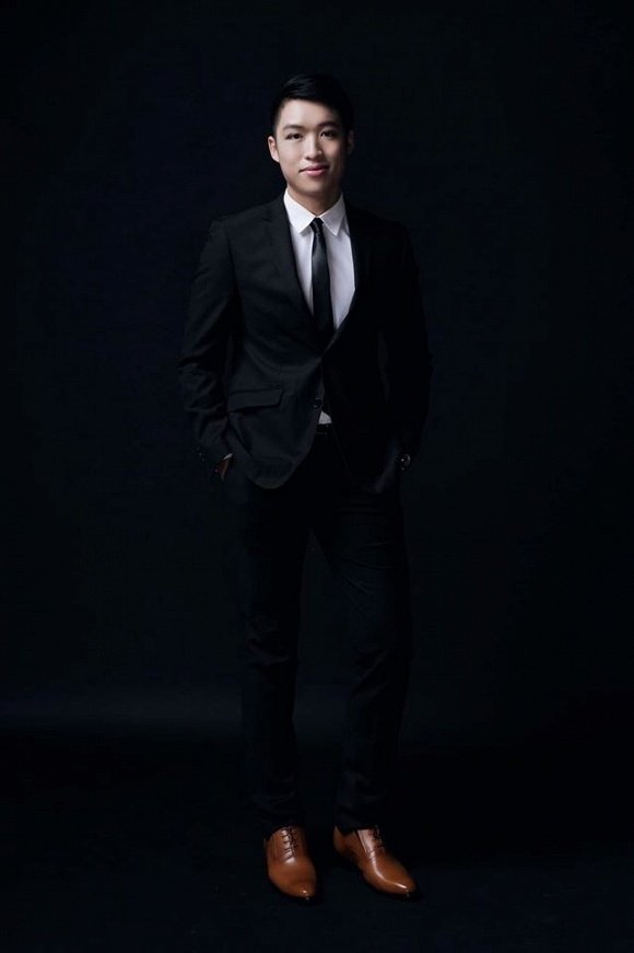 Điển trai đã đành, quý tử thứ 2 nhà nghệ sĩ Hồng Vân còn vừa đỗ vào trường đại học hàng đầu nước Mỹ