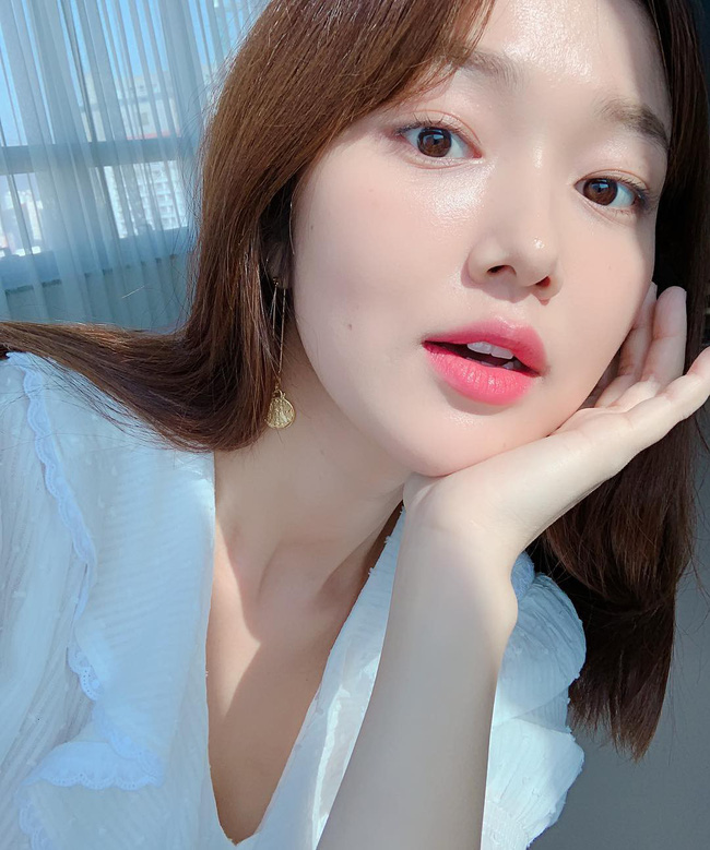 Bạn bao nhiêu tuổi không quan trọng, cứ áp dụng 7 tips làm đẹp sau là nàng nào cũng như lão hóa ngược