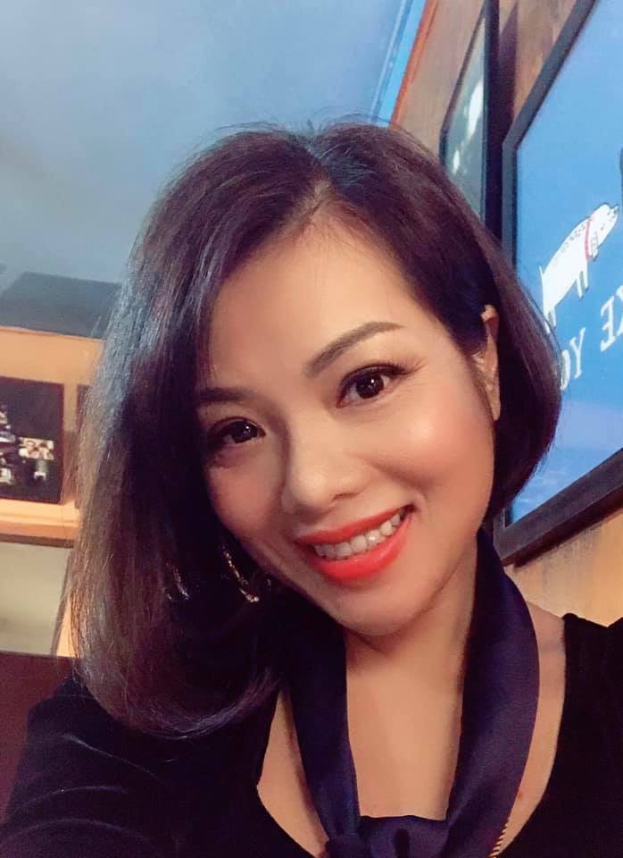 Hé lộ thông tin hiếm hoi về ông xã giỏi giang của MC đình đám VTV