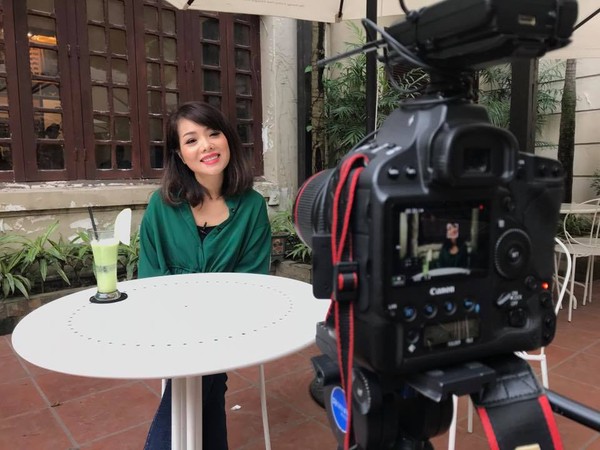 Hé lộ thông tin hiếm hoi về ông xã giỏi giang của MC đình đám VTV