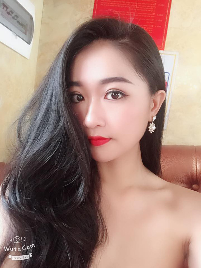 Nữ sinh để thiếu gia nhà giàu áp mặt lên ngực trong show hẹn hò: Người ta bảo tôi là gái ngành, thân hình nảy nở thế làm gì có chuyện 22 tuổi!