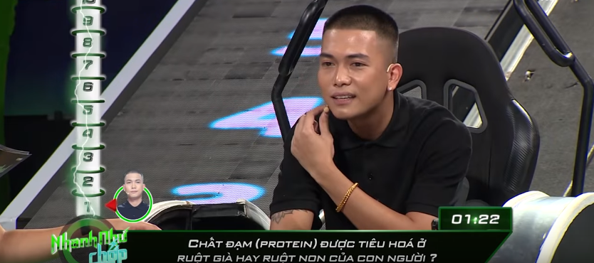 Nhanh như chớp khiến khán giả hoang mang vì đáp án sai, cay nhất là trường hợp cuối! Nhanh như chớp khiến khán giả hoang mang vì đáp án sai, cay nhất là trường hợp cuối!